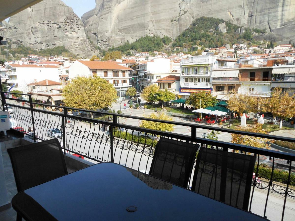 Meteora Panorama At The City Center Калампака Экстерьер фото